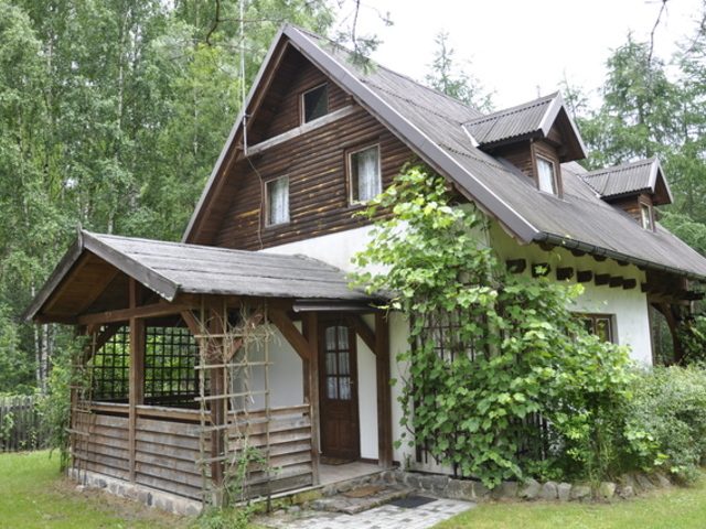 Domek wypoczynkowy w Jerutkach na Mazurach, widok z zewnątrz